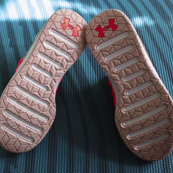 Under Armour Women's Breathe Trainer Sneaker - Picture 5 of 6